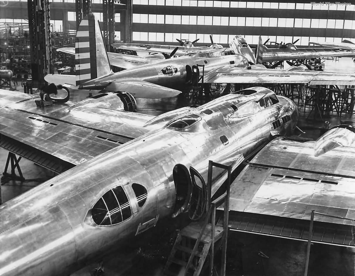 B-17s on assembly line at Boeing Factory in Seattle 40