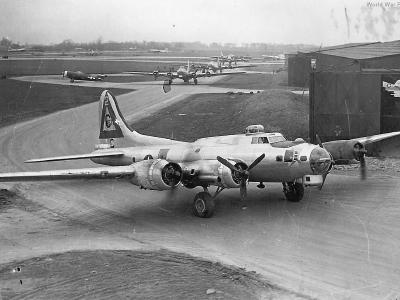 303rd Bomb Group B-17s lined up ready for take-off