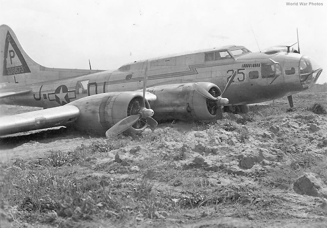 B-17G 43-38673 JD-L of the 384th Bomb Group