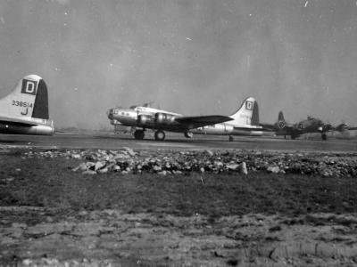 B-17G 43-38514 of the 100th BG The Bloody Hundredth