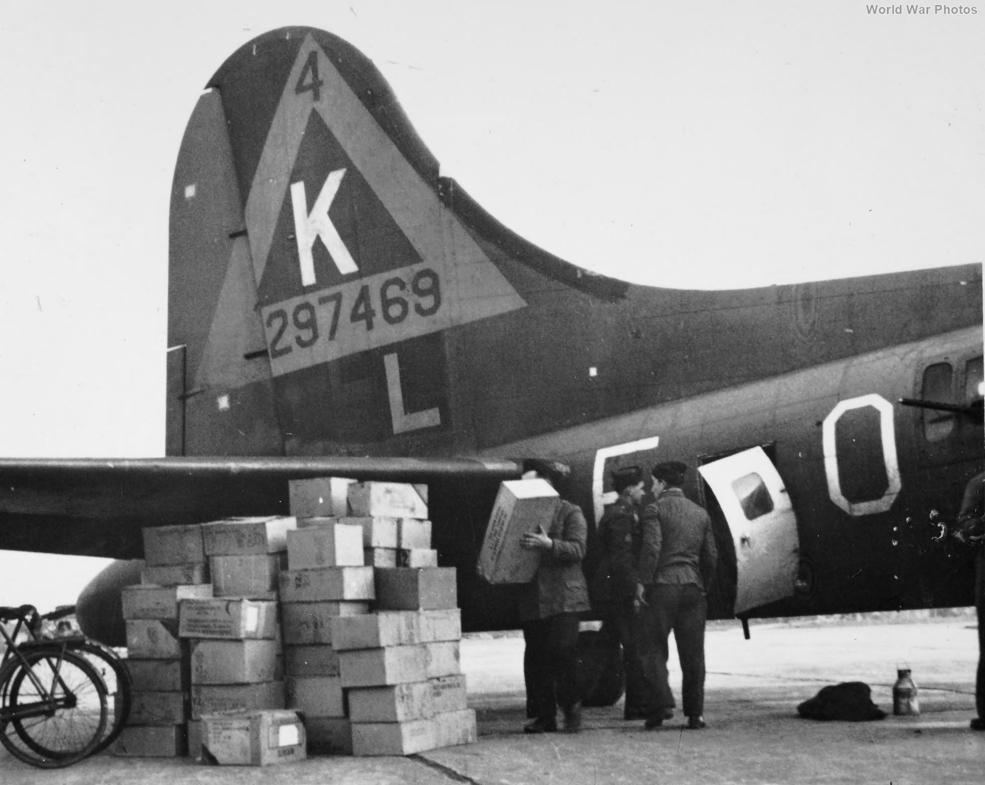 B-17G 42-97469 of the 379th BG, 527th BS