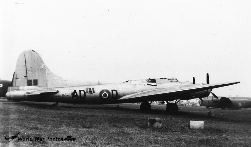 B-17 Fortress IIIB HB792 AD-D 42-98022 251 Sqn 1945