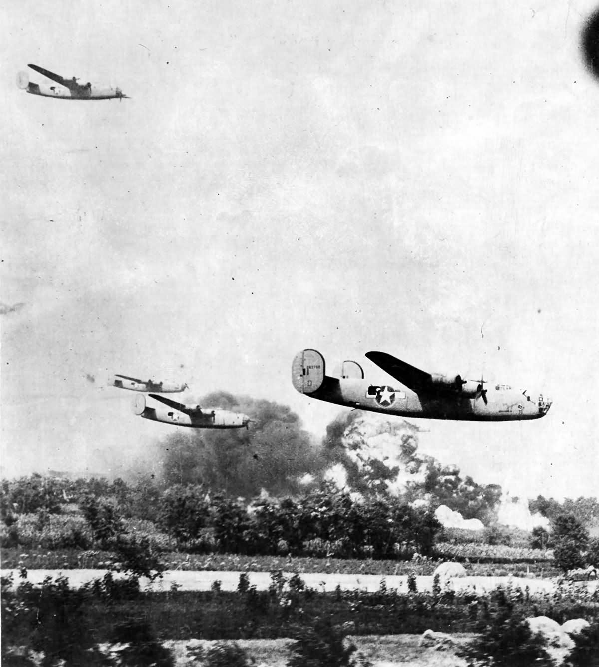 B-24D Liberator 42-63758 of the 415th BS, 98th Bomb Group Ploesti Raid