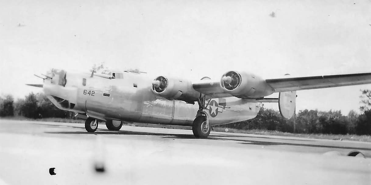 B-24H 42-51120 of the 489th Bomb Group 844th Bomb Squadron