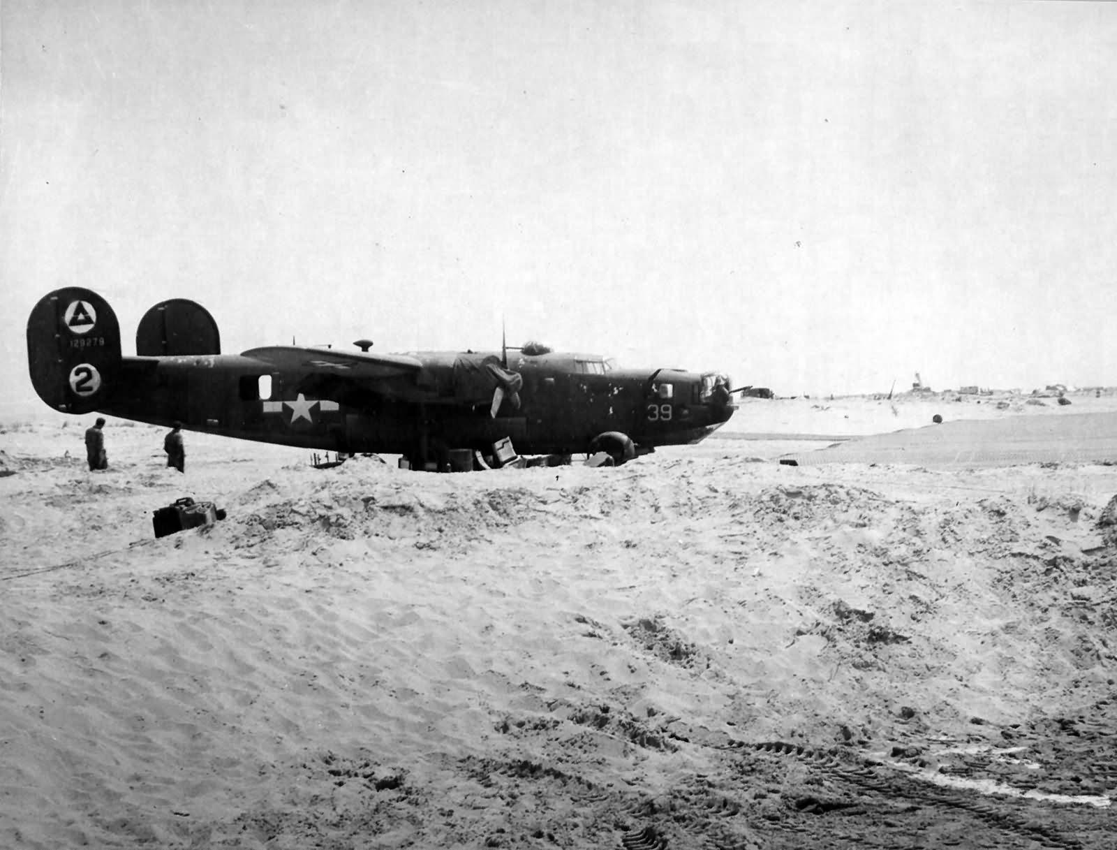 B-24H Liberator 41-29279 from the 512th BS, 376th Bomb Group