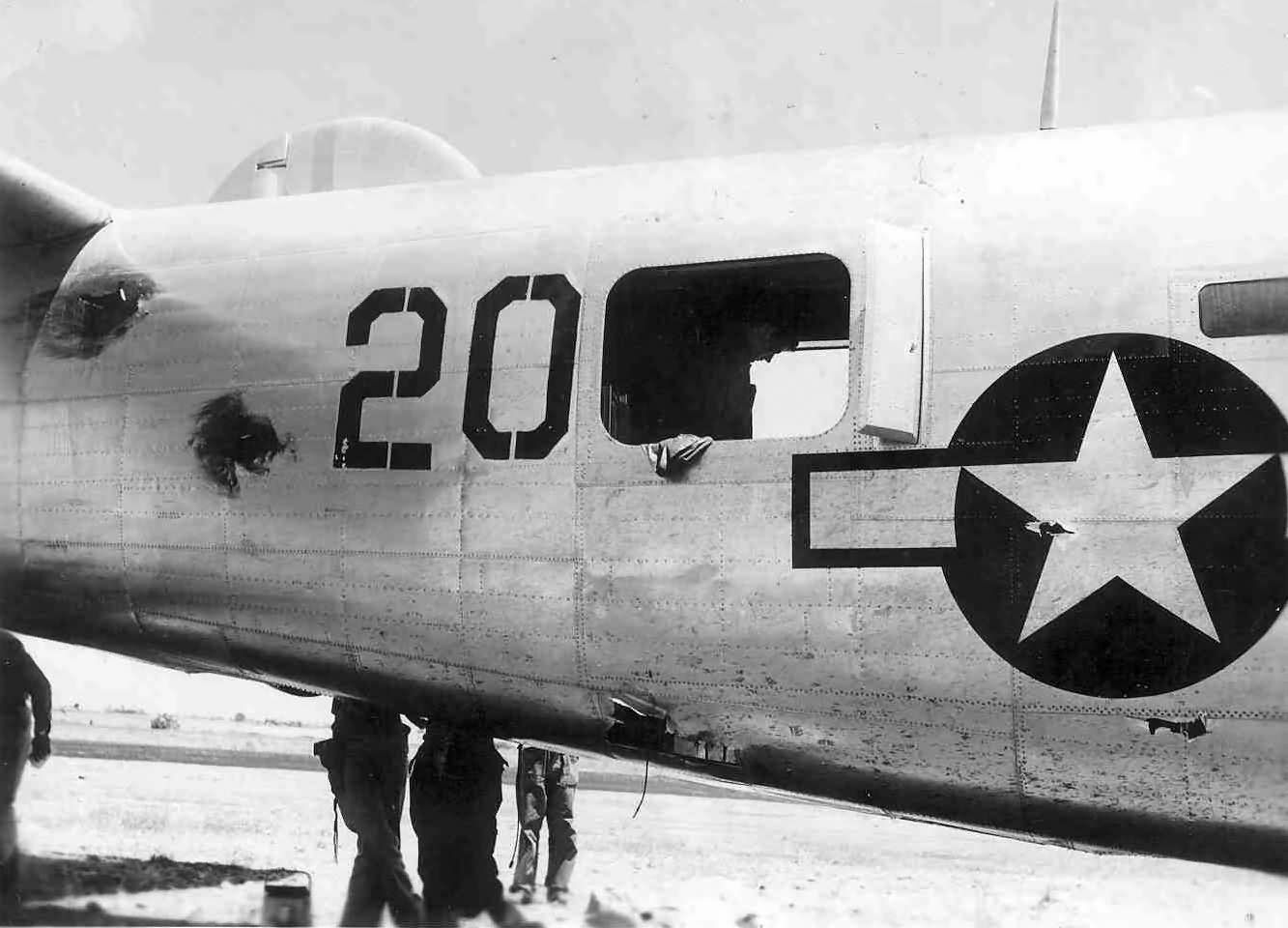 B-24J Liberator #20 „IRISH LASSIE” of the 455th Bomb Group 743rd Bomb Squadron – Flak Damaged in Combat 44-40517