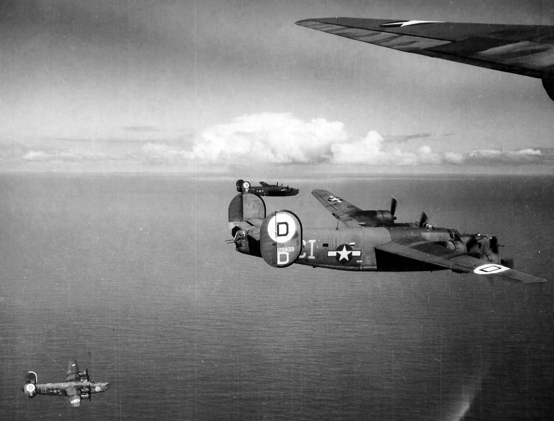 B-24H serial 41-29433 of the 392nd Bomb Group, 576th Bomb Squadron, code CI-D