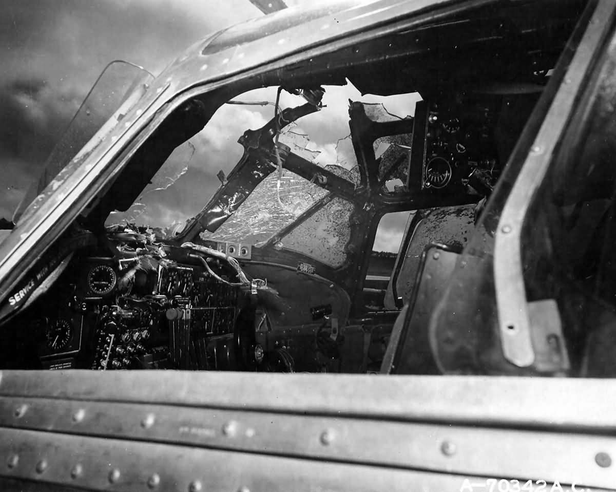 B-24 Liberator of the 392nd BS, 30th Bomb Group