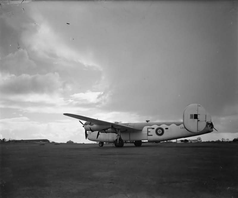 Liberator GR Mk IIIA LV345 „E” parked in a dispersal at Aldergrove No 86 Squadron RAF