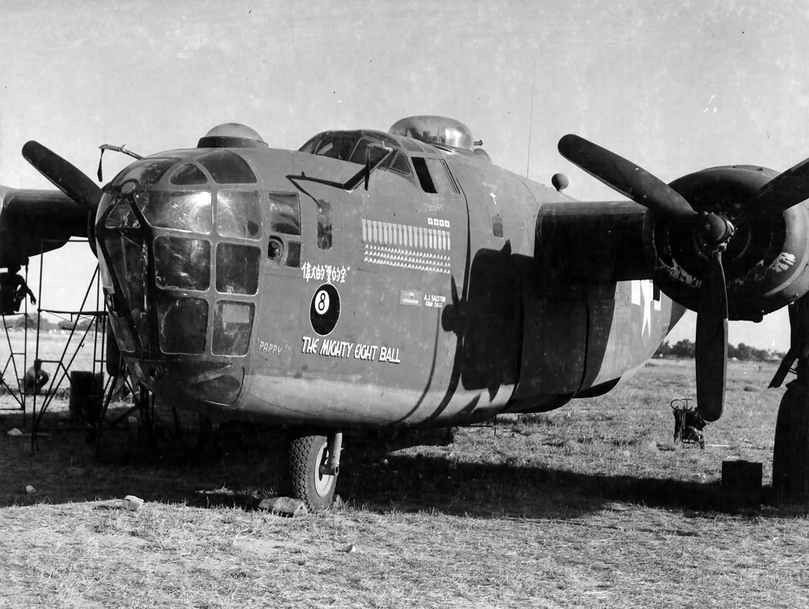 „The Mighty Eight Ball” B-24D-25-CO Liberator from the 425th BS, 308th Bomb Group