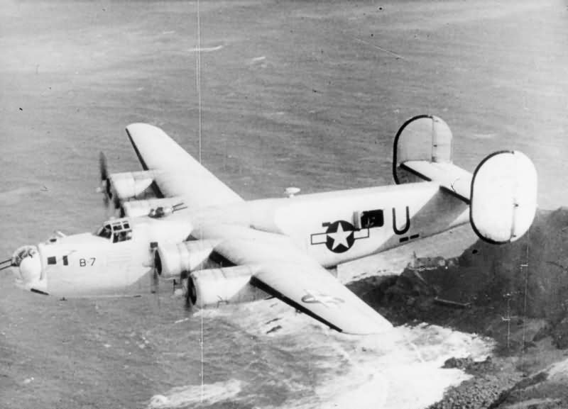 US Navy PB4Y-1 Liberator B-7-U of VPB-105 in flight 1945