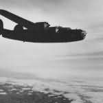 B-24D Liberator 41-23813 named „Victory Ship” from the 68th BS, 44th Bomb Group in flight