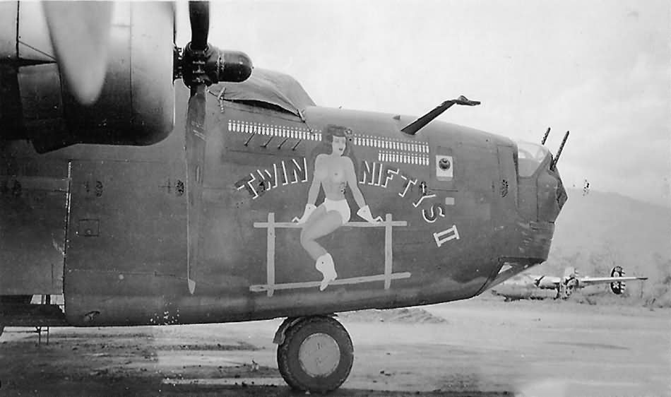 B-24 Liberator Twin Niftys II 42-40928 90th Bomb Group 400th Bomb Squadron