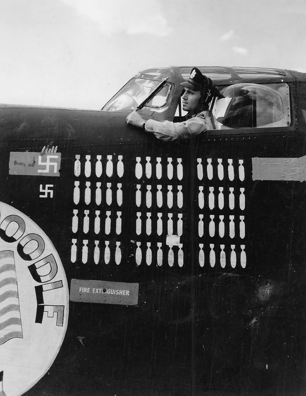 B-24 Liberator Yankee Doodle Dandy 42-52718 485th Bomb Group 828th Bomb Squadron