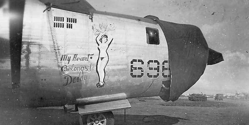 B-24 Liberator 696 nose art My Heart Belongs To Daddy