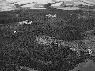 15th US Army Air Force 485th BG, 830th BS B-24H 42-52724 Liberator „Buzz Job” 1944 over Czechoslovakia
