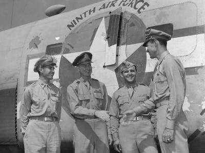 9th AF Pilots by B-24D 41-11761