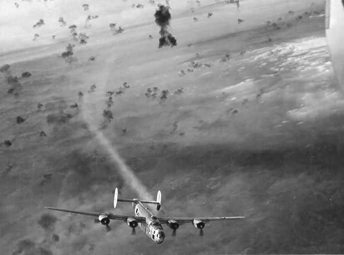 B-24 Liberator over Vienna Austria 1944 725th Bomb Squadron 451st Bomb Group