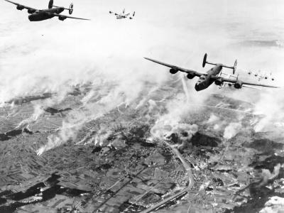 B-24 Liberators 460th Bomb Group Bombing Salzburg Austria 1944