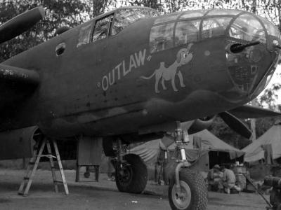B-25 Mitchell 38 Bomb Group 1942 Outlaw nose art