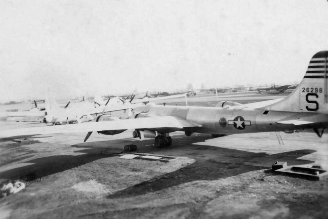 Boeing B-29 42-6298 40th Bomb Group, 25th Squadron