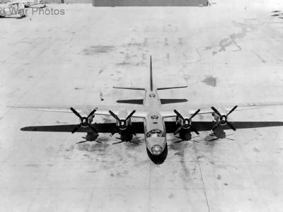 Consolidated B-32 Dominator on the ground ground