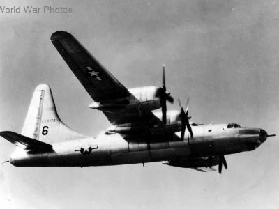 B-32 Dominator 42-108476 in flight
