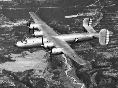 XB-32 Dominator s/n 41-142