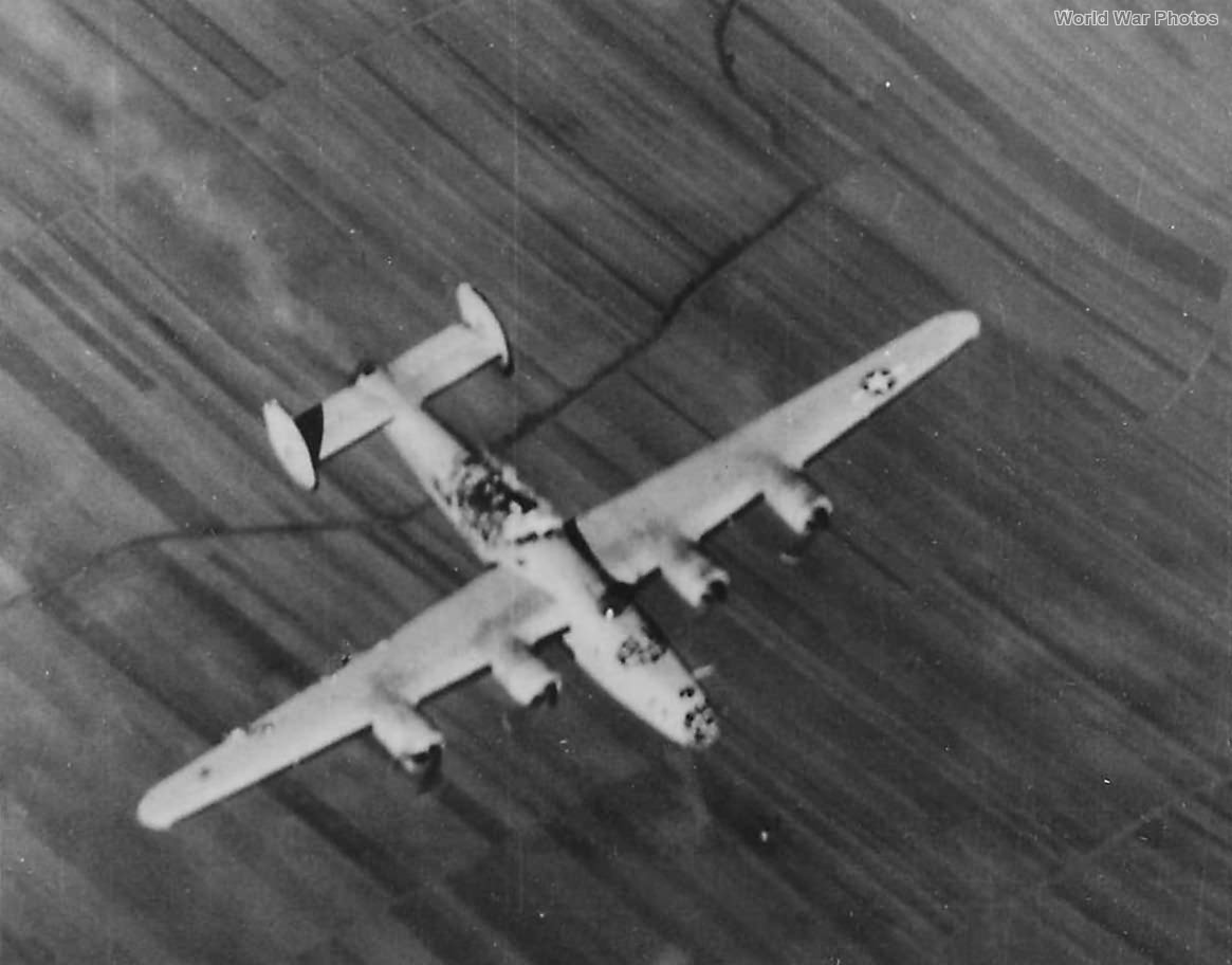 Hole in Fuselage of 98th BG, 344th BS B-24 „Finito Benito”