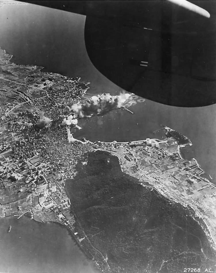 12th AF raid on Adriatic port of Split Yugoslavia ’44