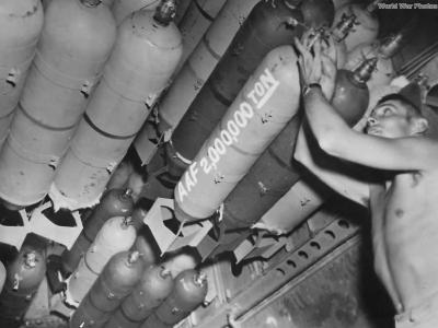 2,000,000th ton of explosives loaded on B-29 Goin Jessie 2