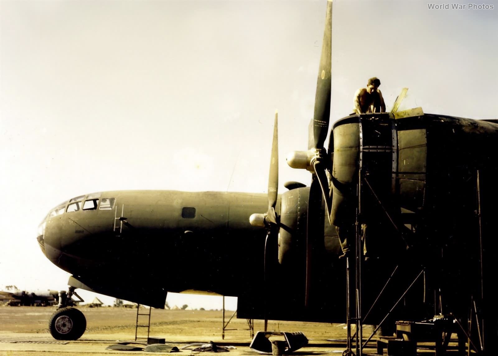 468th BG B-29 on a 14th AF airfield in China 1944