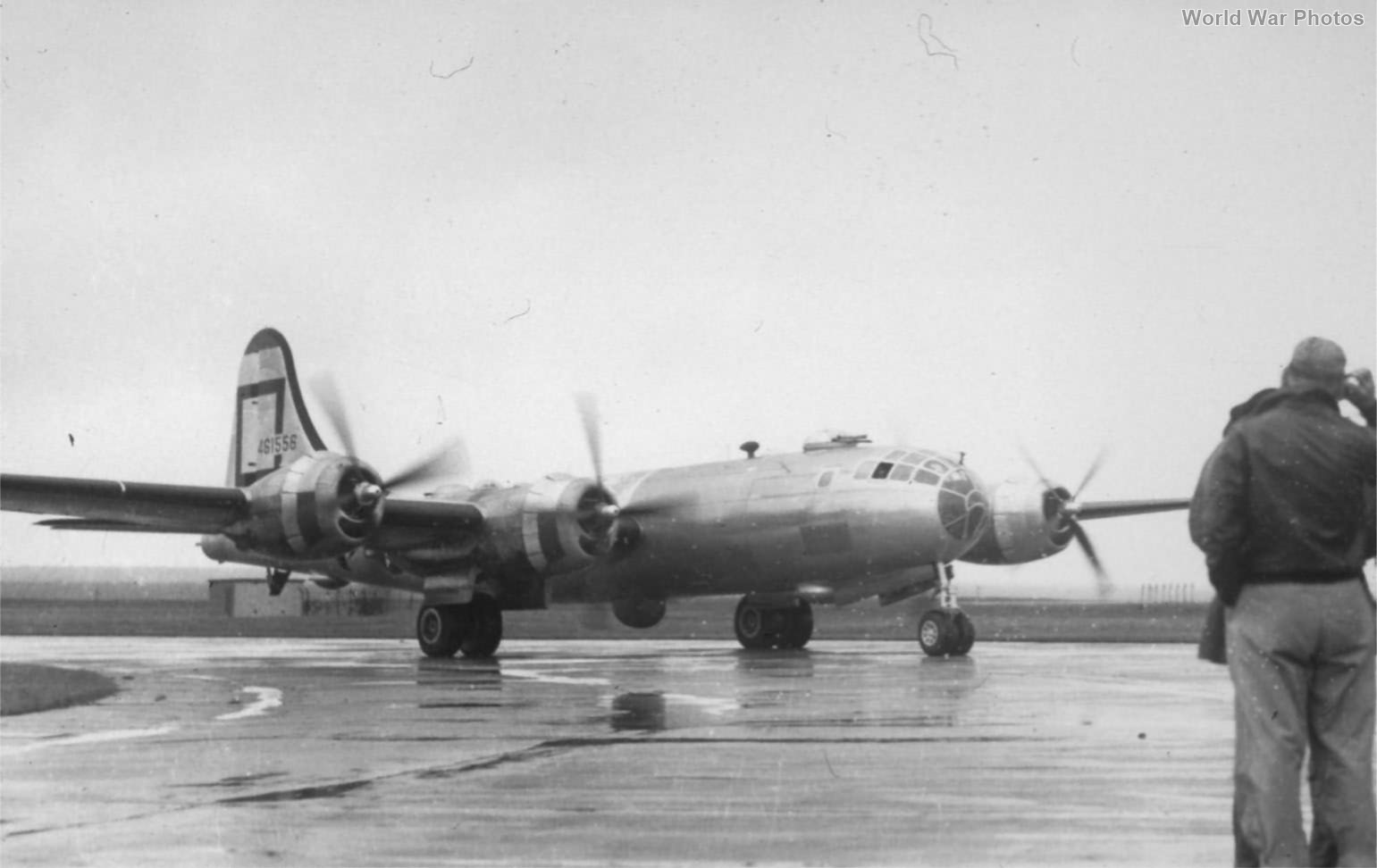 B-29 44-61556 of the 40th BG