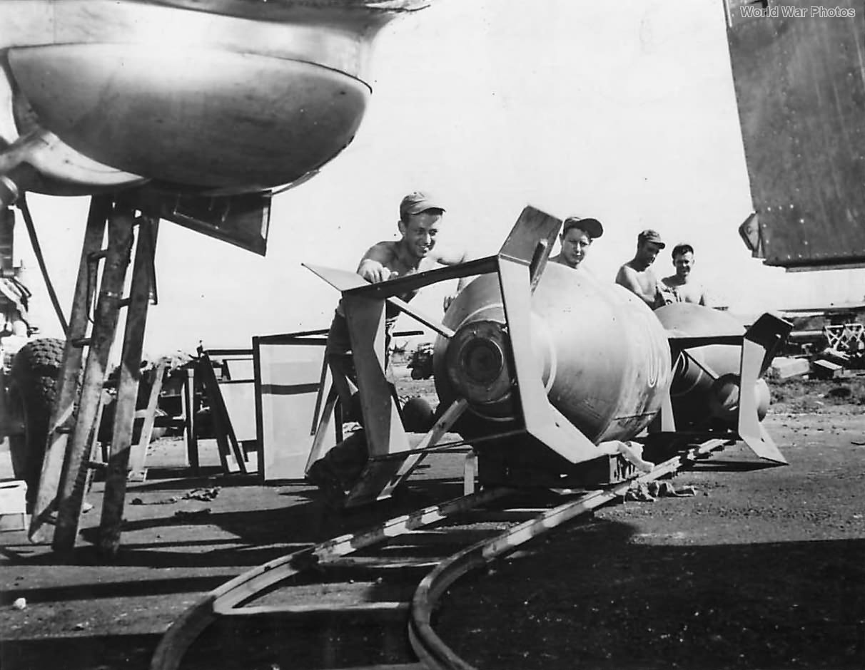 Ground Crew loads 4000 lb bombs on B-29s of 73rd BW on Saipan 1945