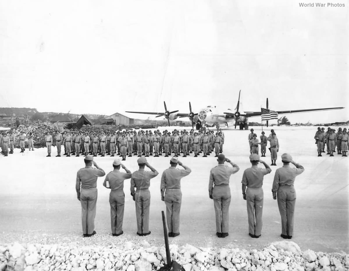 Medals Awarded to B-29 „Tokyo Rose” of 3rd PRS Crew Saipan 1944
