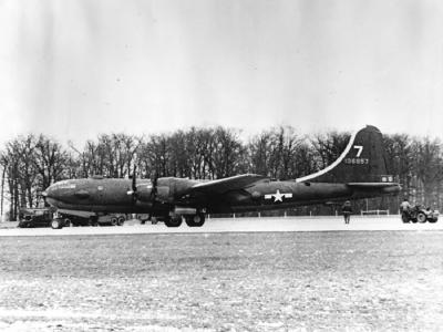 YB-29 Superfortress 41-36957