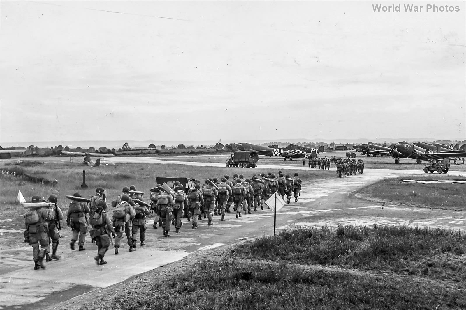 101st Airborne Division walking for their waiting C-47 of the 440th TCG Exeter 2