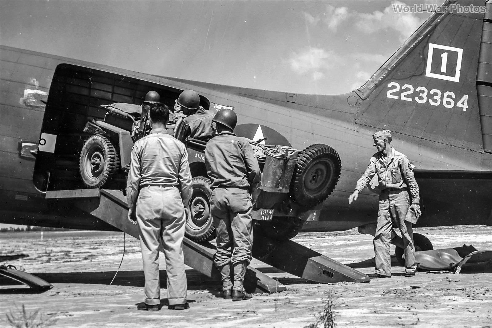 C-47 1943 Carolina maneuvers