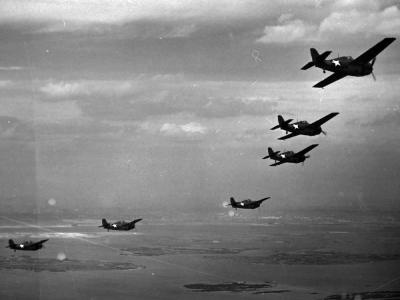 Formation of F4F-4 Wildcats of VF-24 in flight NAS Floyd Bennett Field New York – 28 April 1943