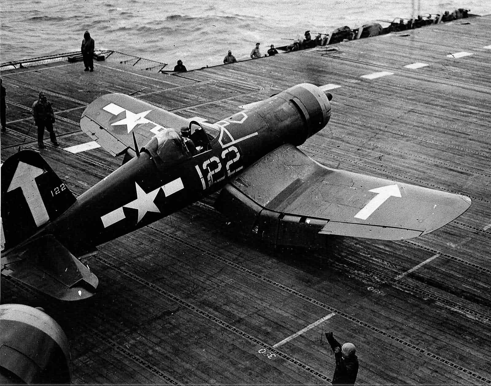 F4U-1D Corsair 122 on board the carrier USS Bunker Hill CV-17 – May 6, 1945