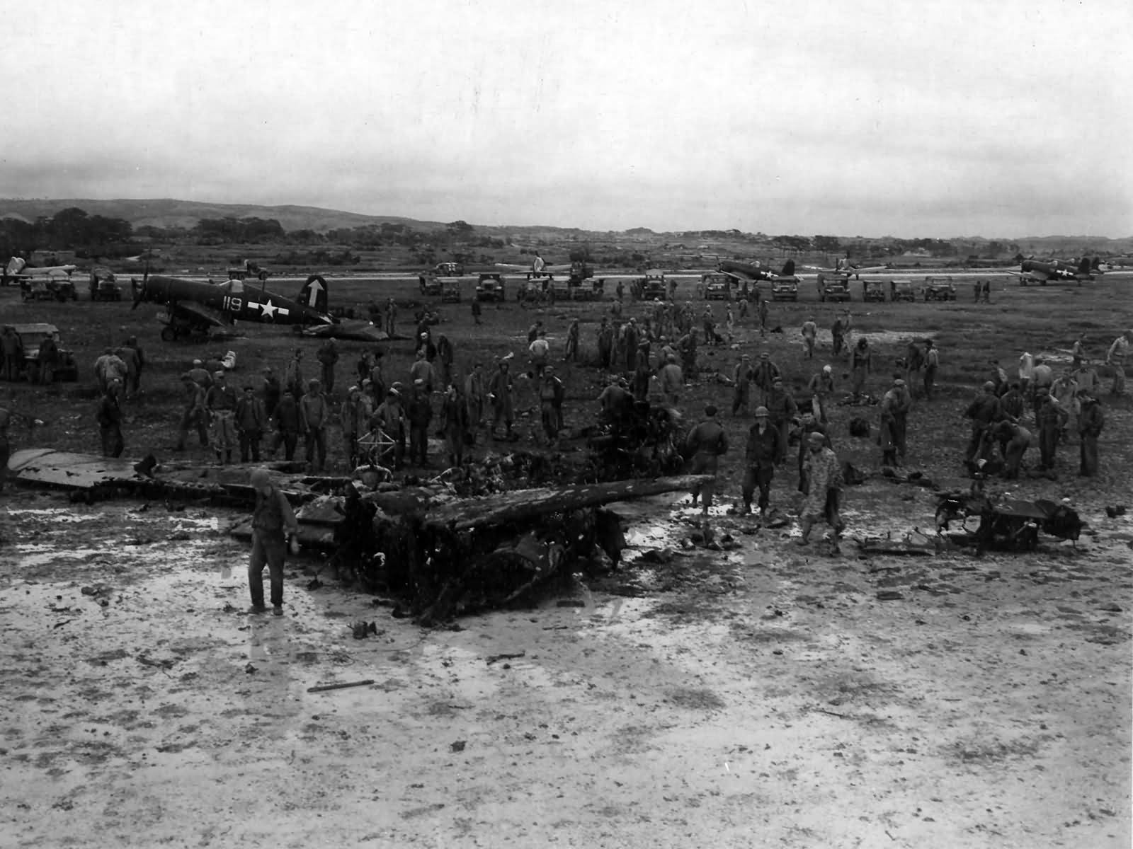 F4U Corsair 119 1945