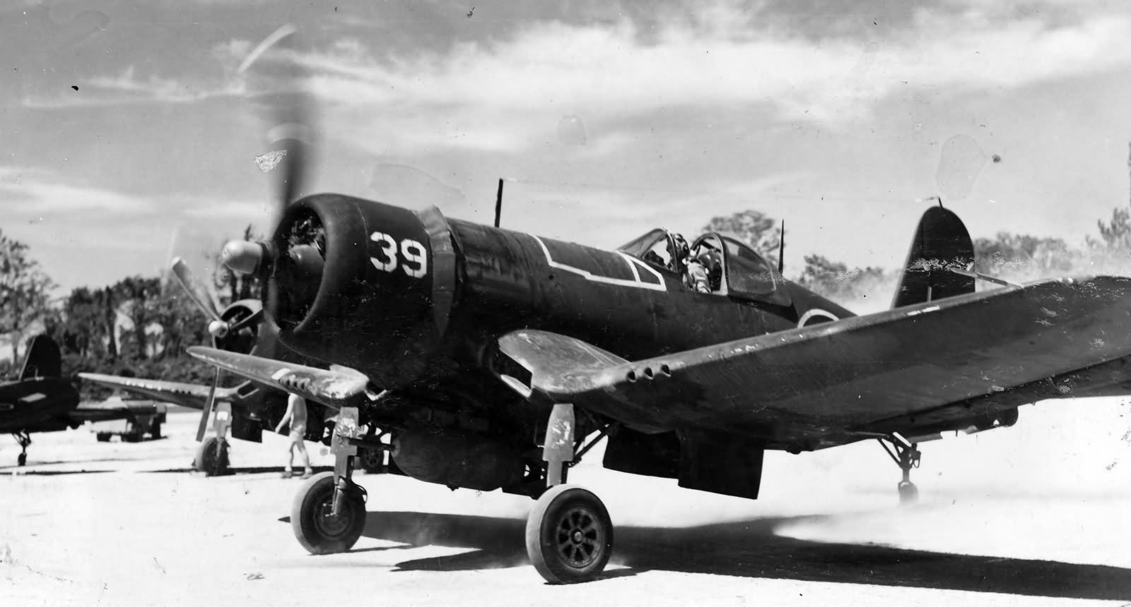 Vought F4U Corsair #39 RNZAF Bougainville 1945
