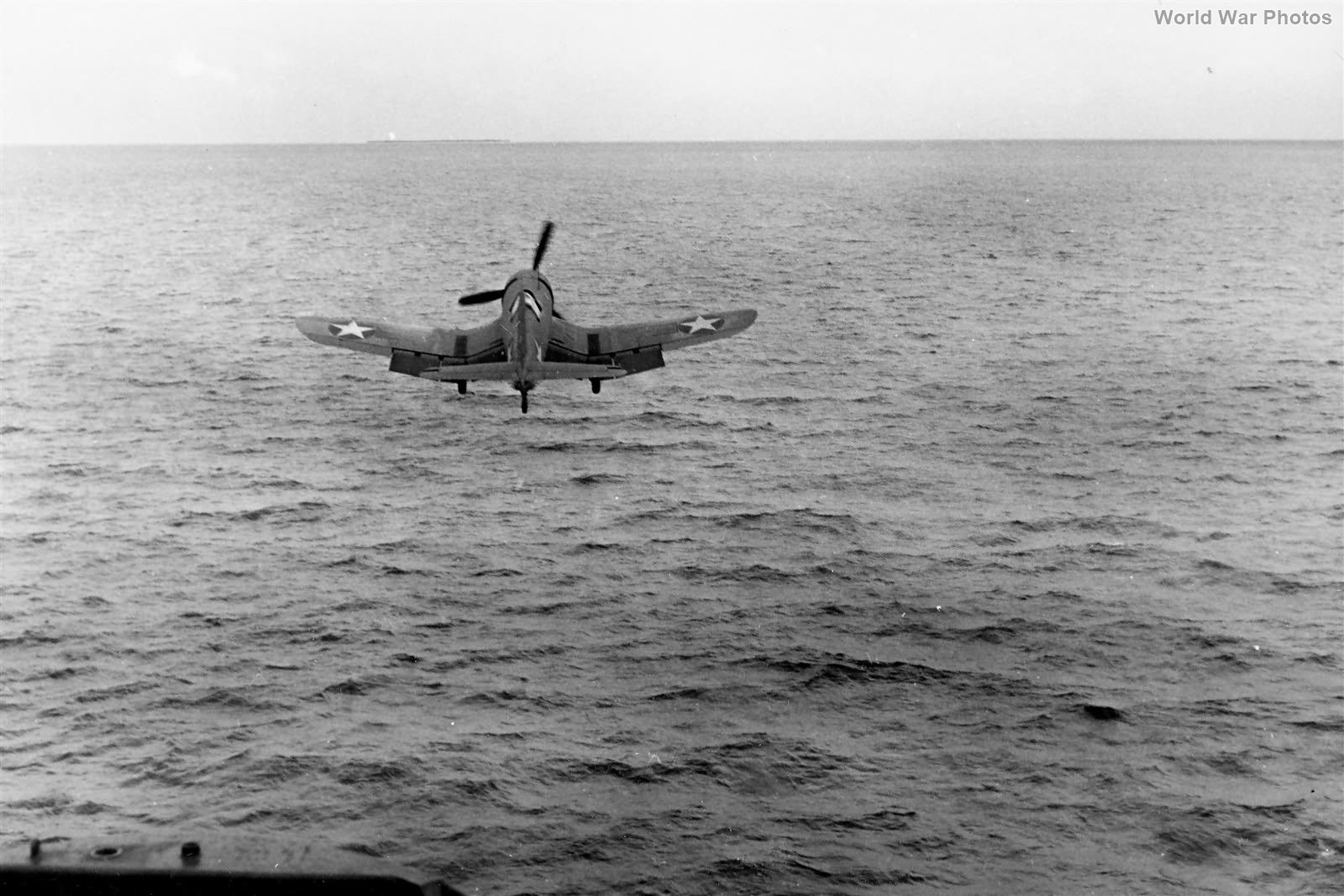 F4U suffers engine failure USS Copahee 29 March 1943
