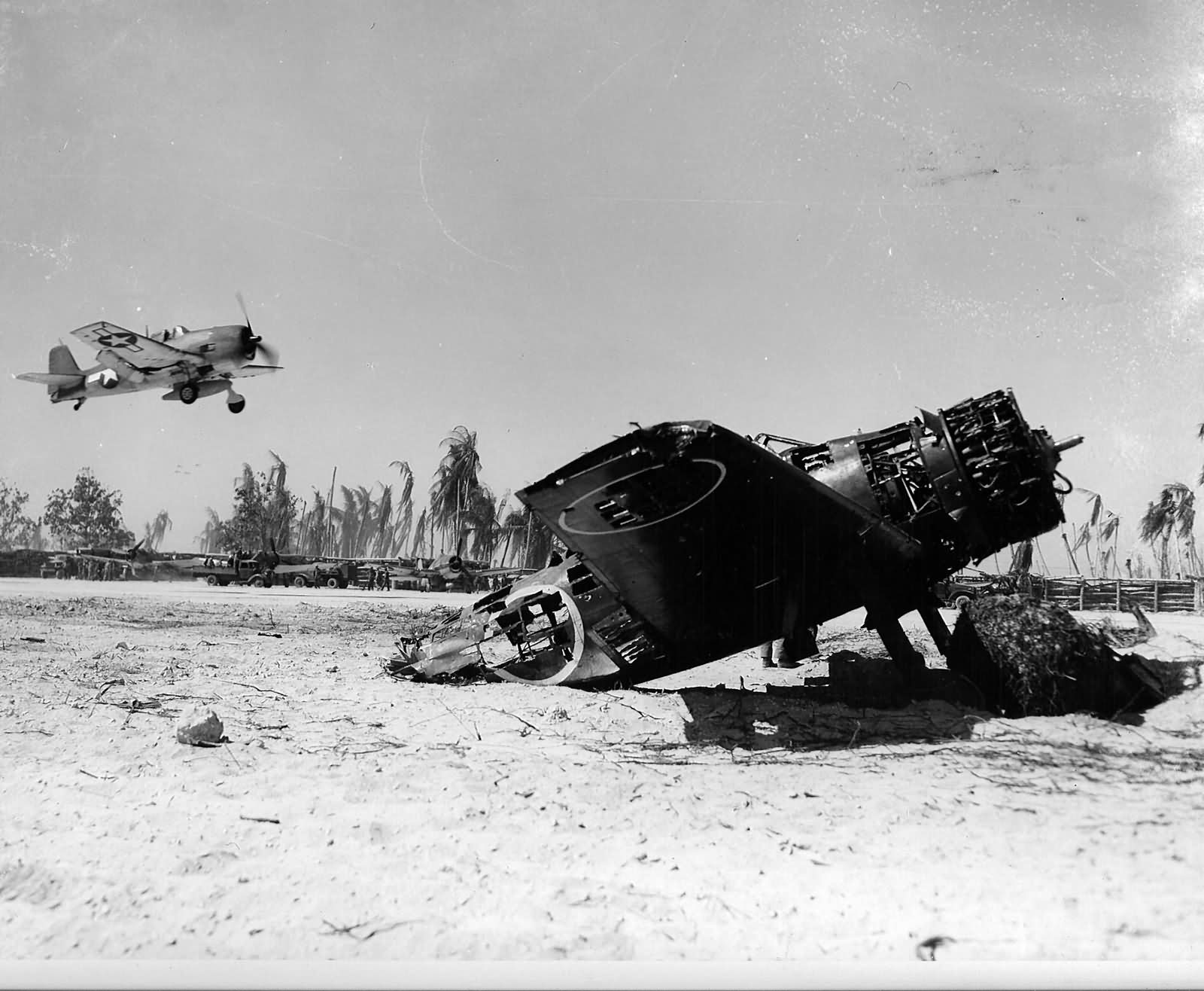 F6F Hellcat of VF-1 lands at Tarawa Atoll (Betio) on November 29, 1943