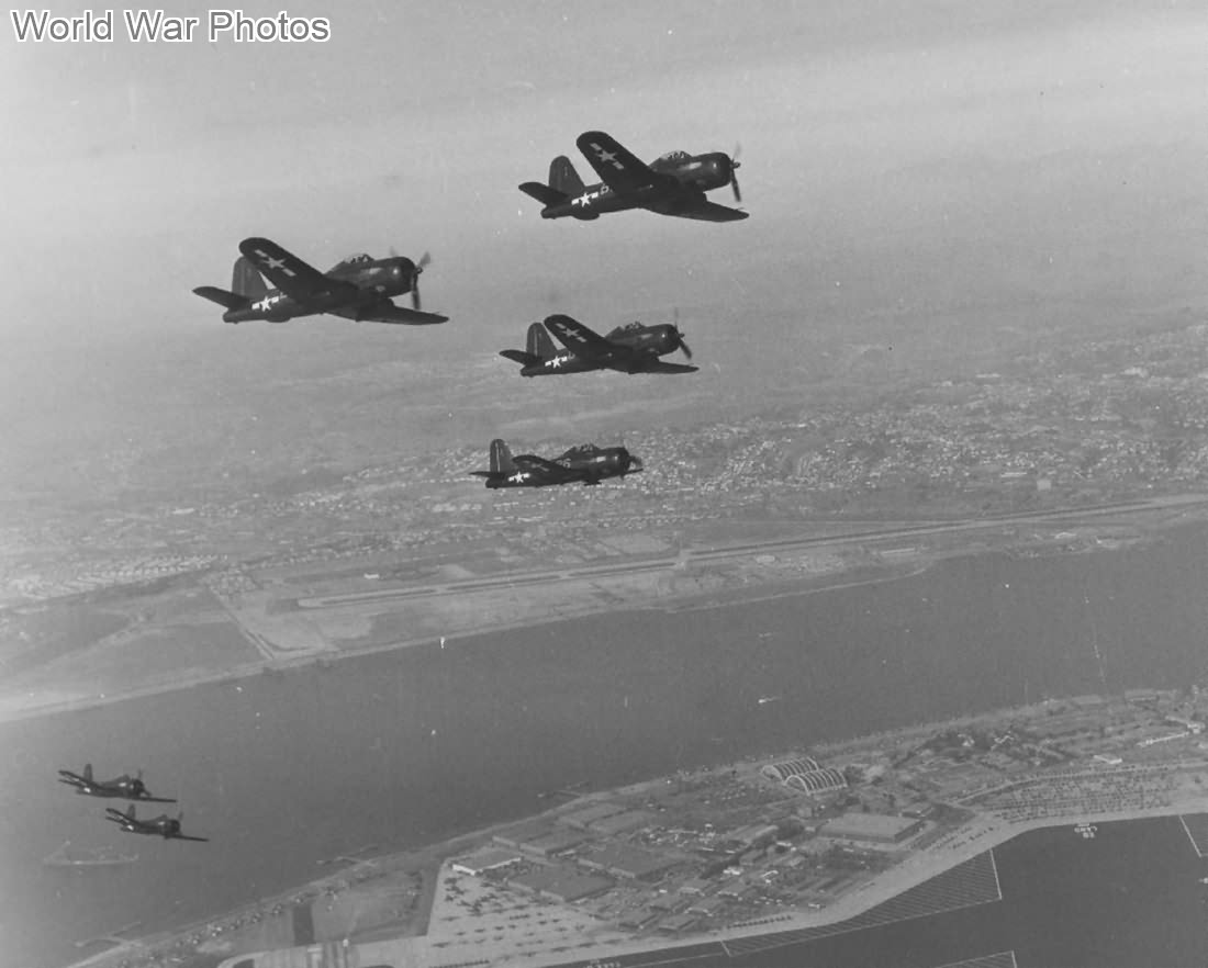 FR-1 Fireballs of the VF-66, 1945