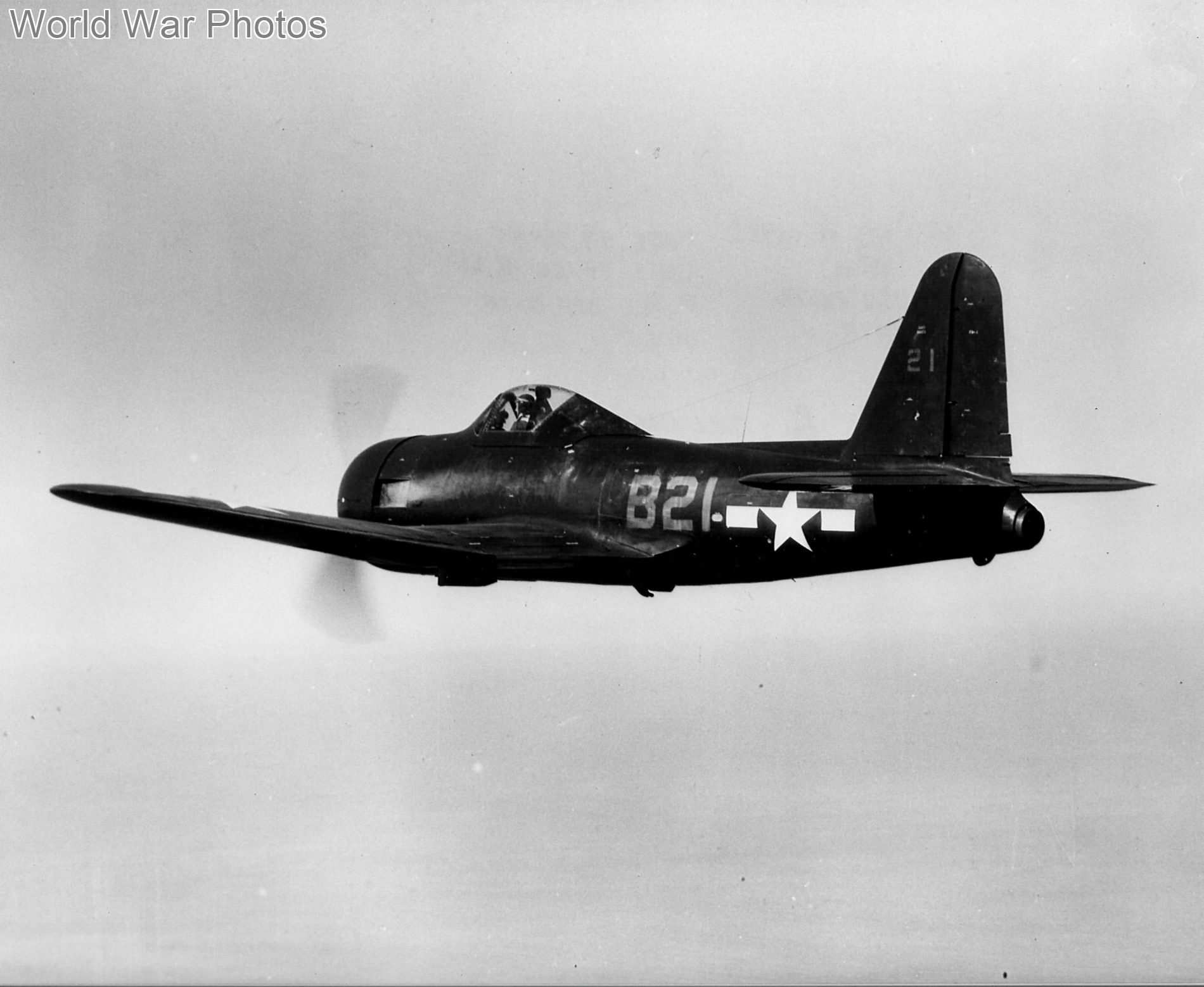 FR-1 code B21 of the VF-66 in flight, 4 May 1945