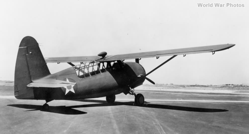 Curtiss O-52 rear