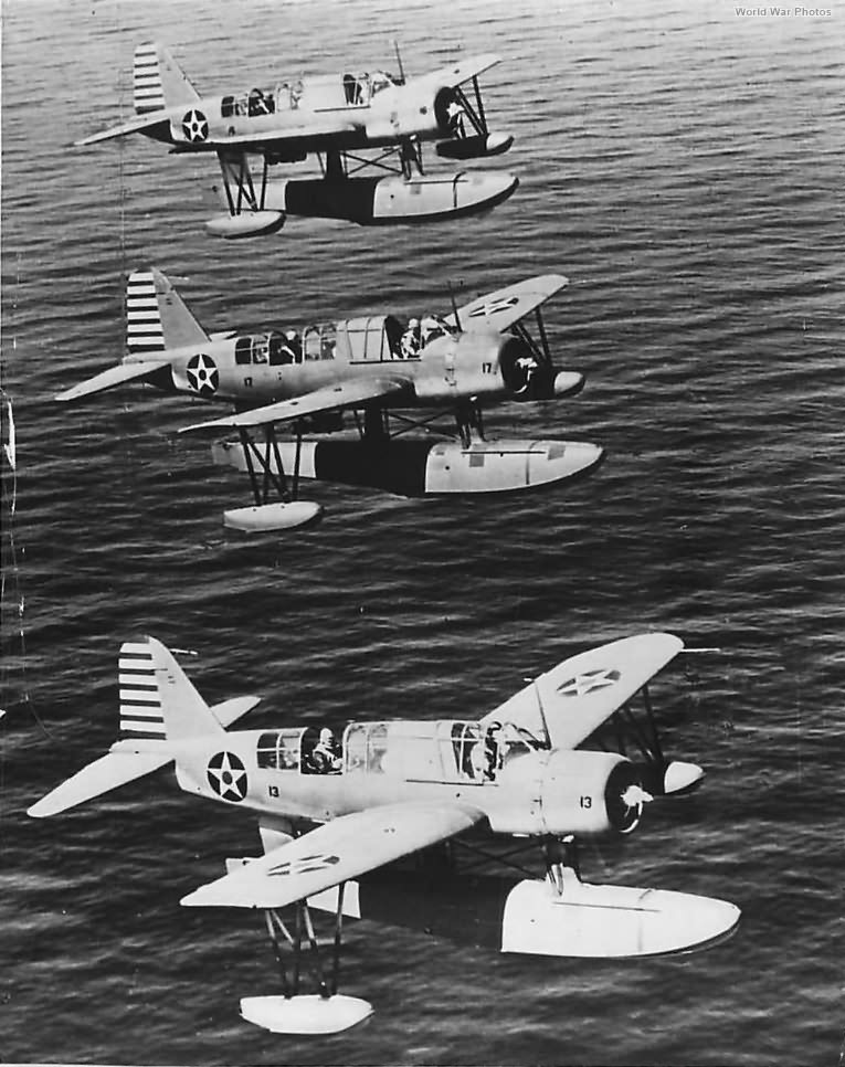 Formation_of_Kingfishers_during_Atlantic_Patrol.jpg