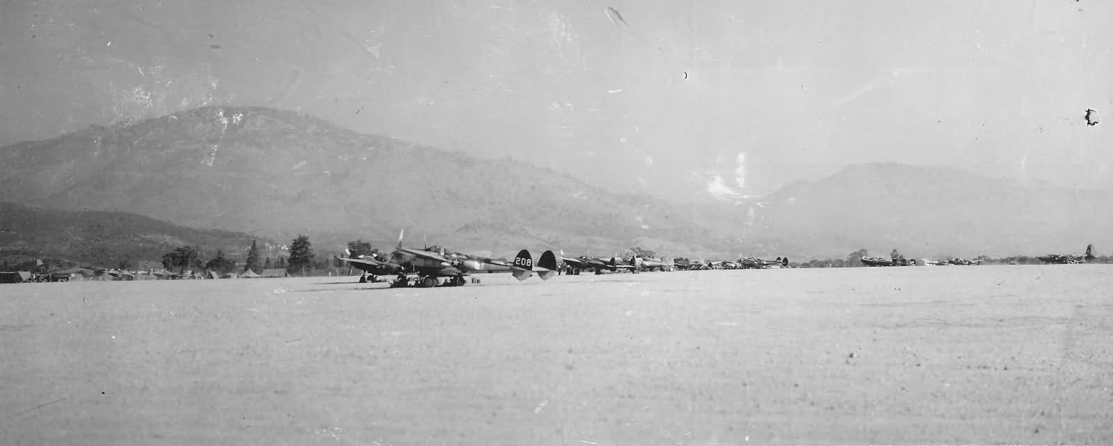 Line of Lockheed P-38 Lightnings in Italy 1944