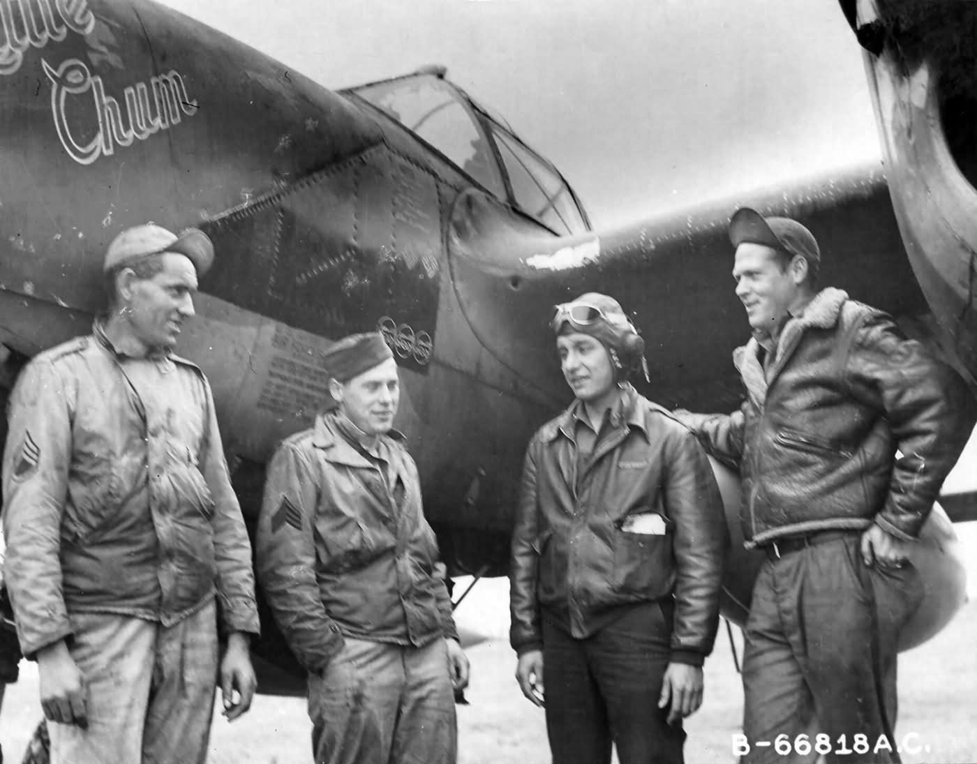P-38J Lightning 42-104067 code LC-V, pilot: Lt Irwin Fernandes of the 77th FS 20th Fighter Group with his ground crew